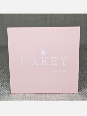 NIB CAKEY Seamless Silicone Nipple Covers